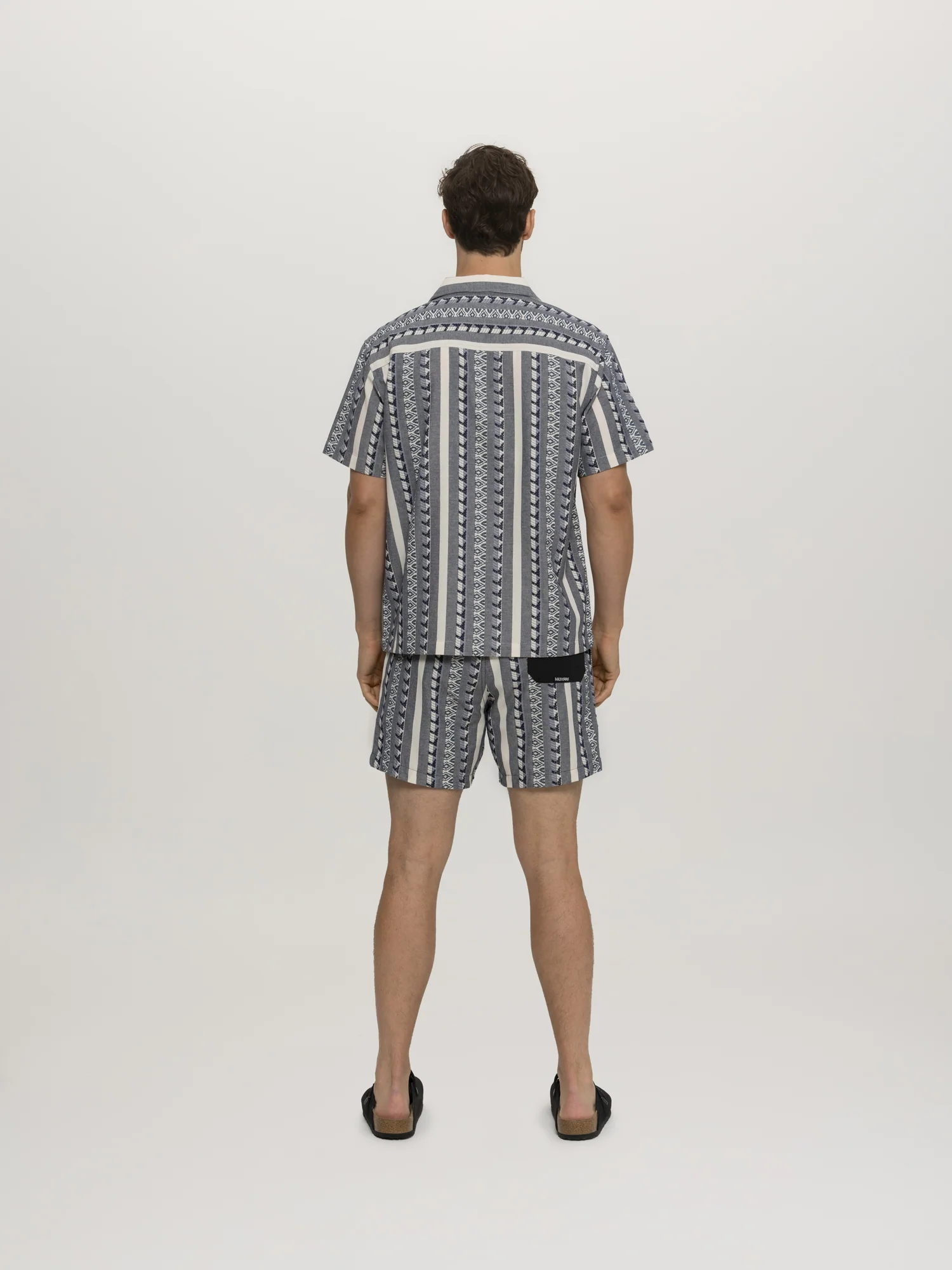 Dobby Fin Walk Short - Image 5