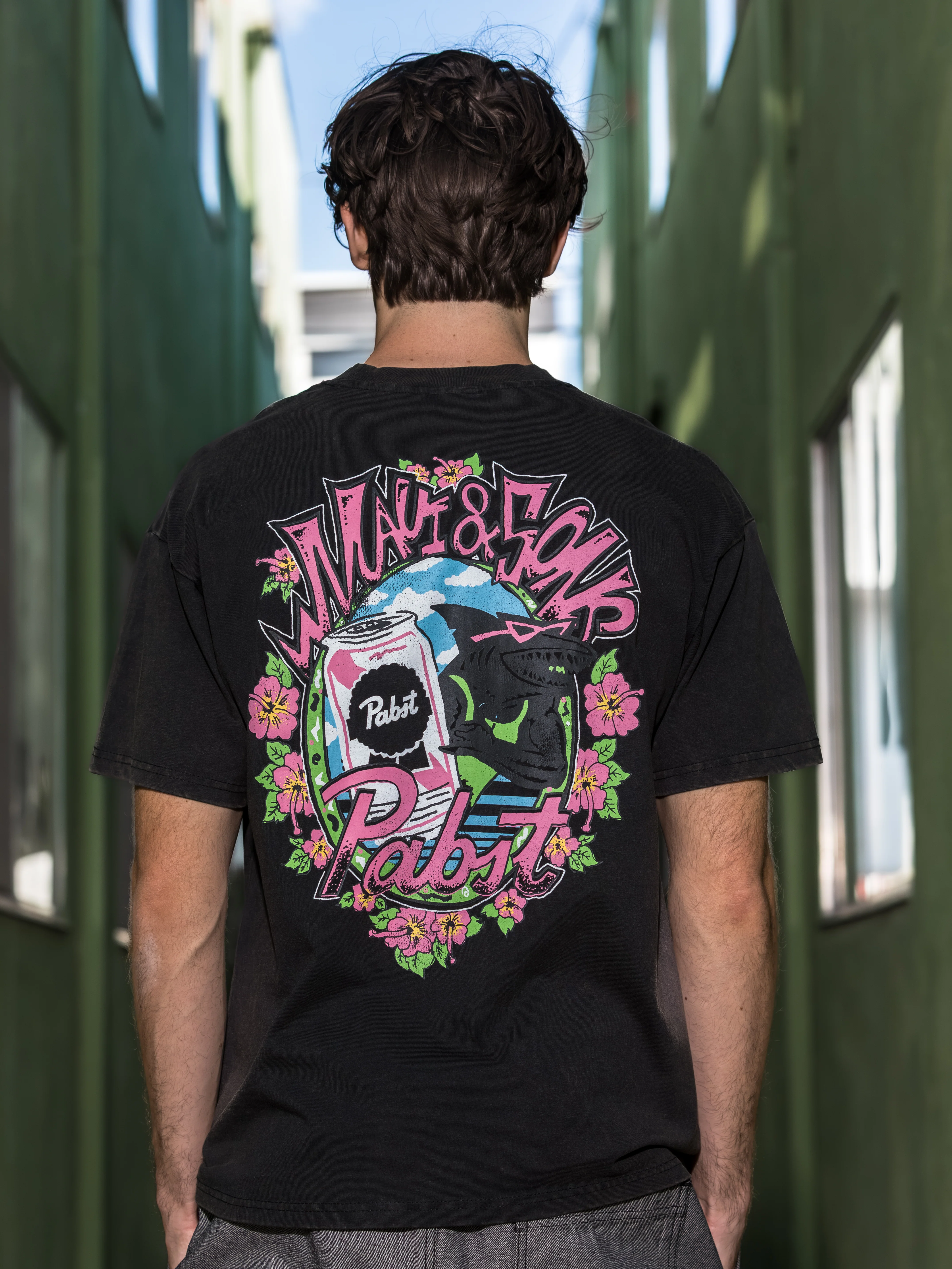 Maui And Sons x Pabst Blue Ribbon Shark Can T-Shirt - Image 4